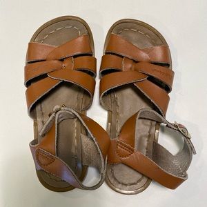 Kids Salt Water Sandals size 10